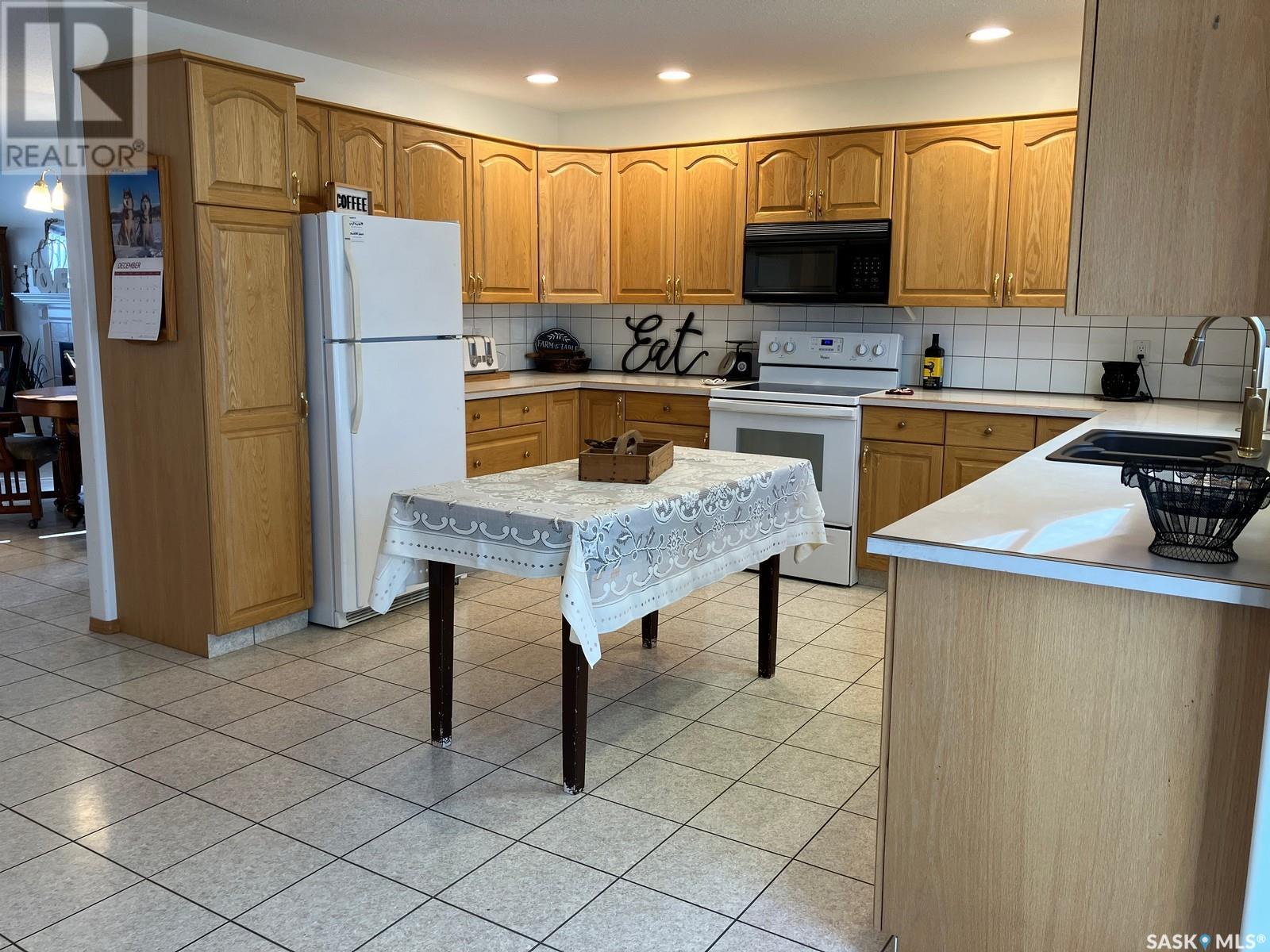 324 5th Street N Property Photo 15