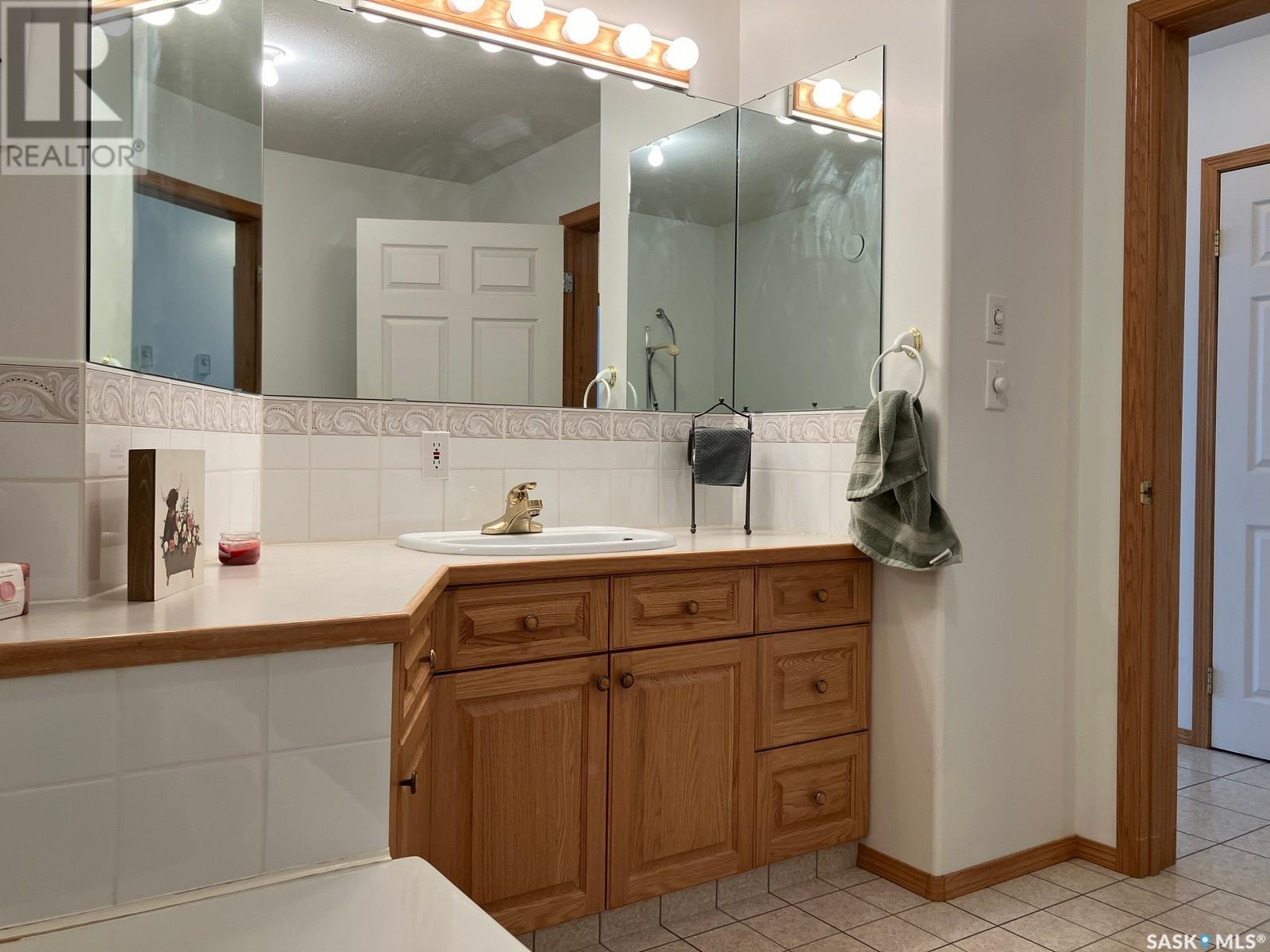 324 5th Street N Property Photo 21