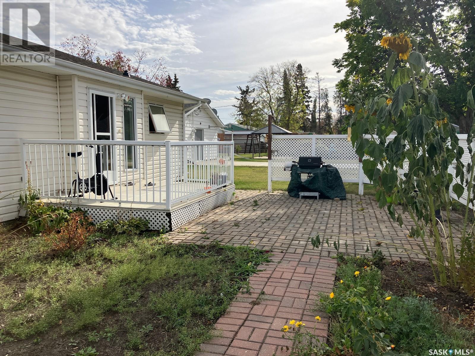 324 5th Street N Property Photo 44