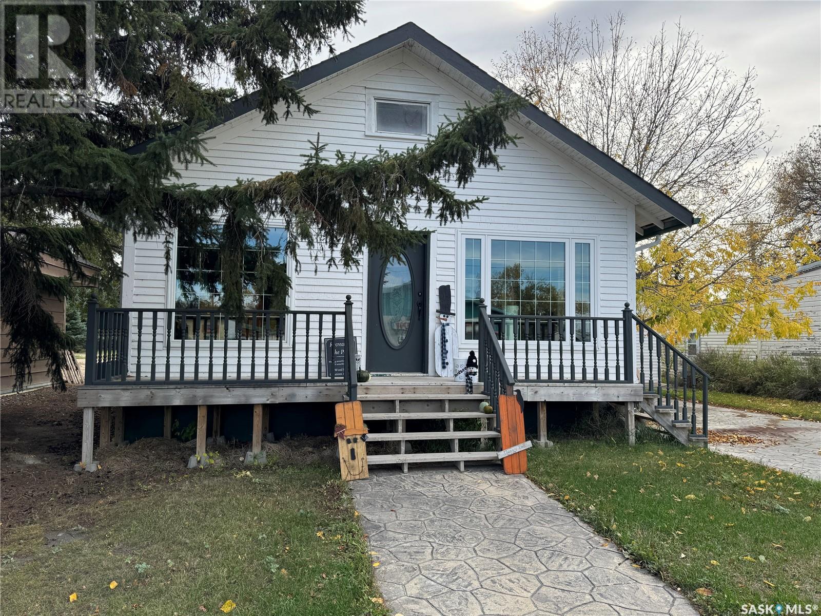 207 Royal Street Property Photo 1