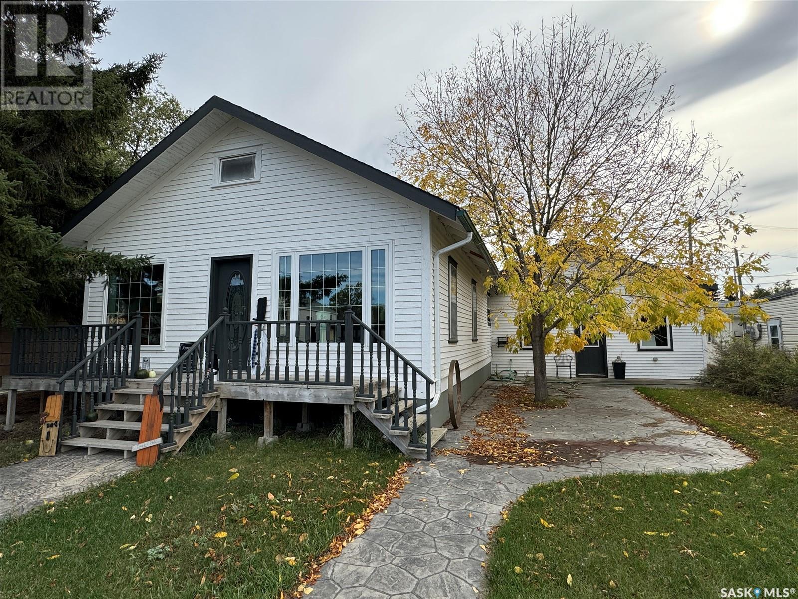 207 Royal Street Property Photo 2