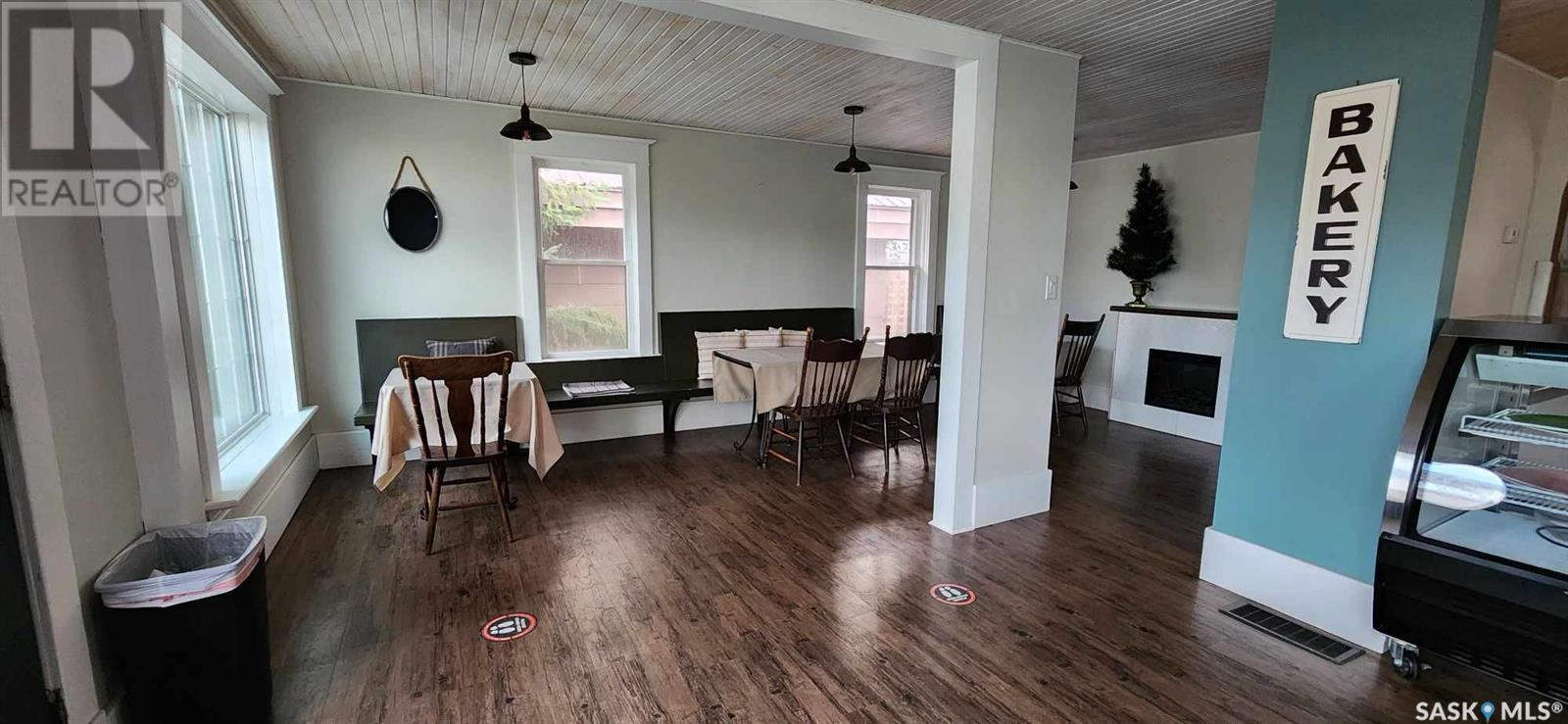 207 Royal Street Property Photo 6