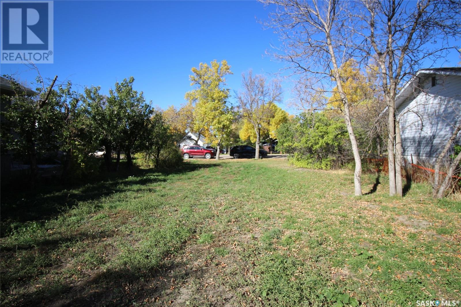 370 3rd Avenue E Property Photo 5