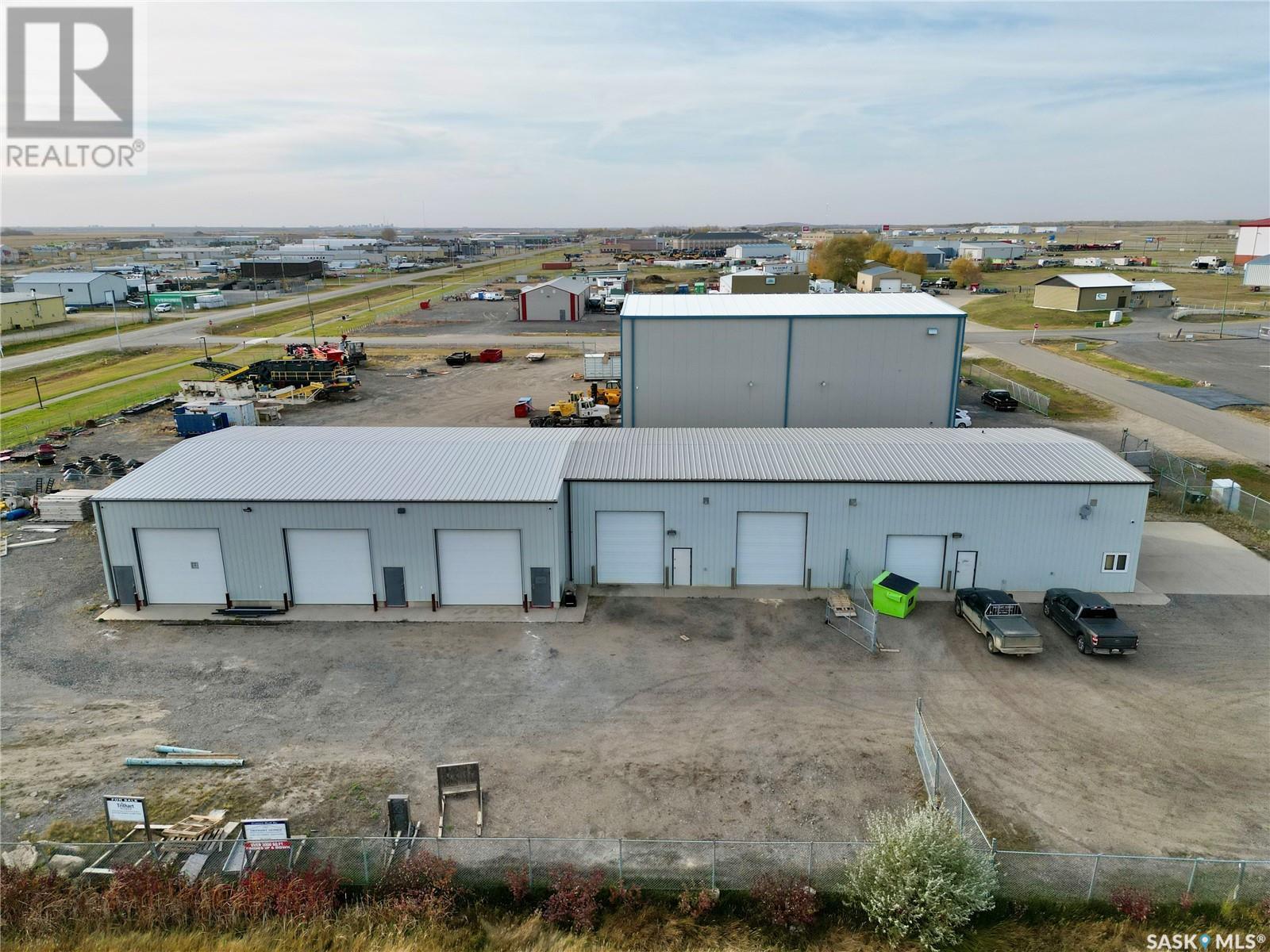 16 Mcleod Road Property Photo 1