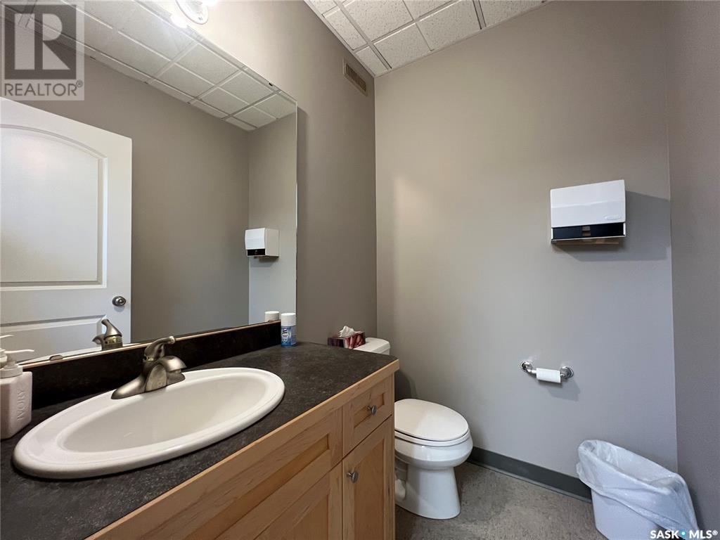16 Mcleod Road Property Photo 39