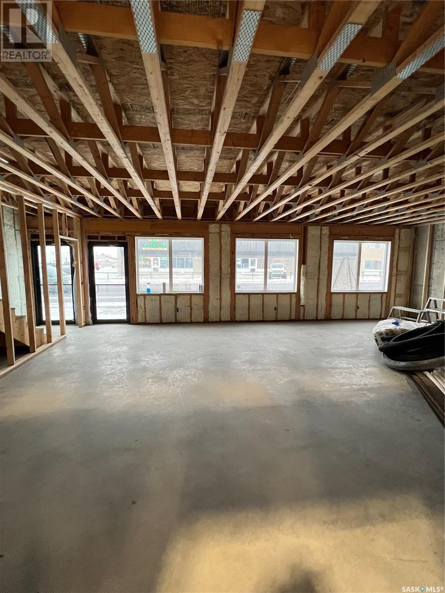 1143 Winnipeg Street Property Photo 6