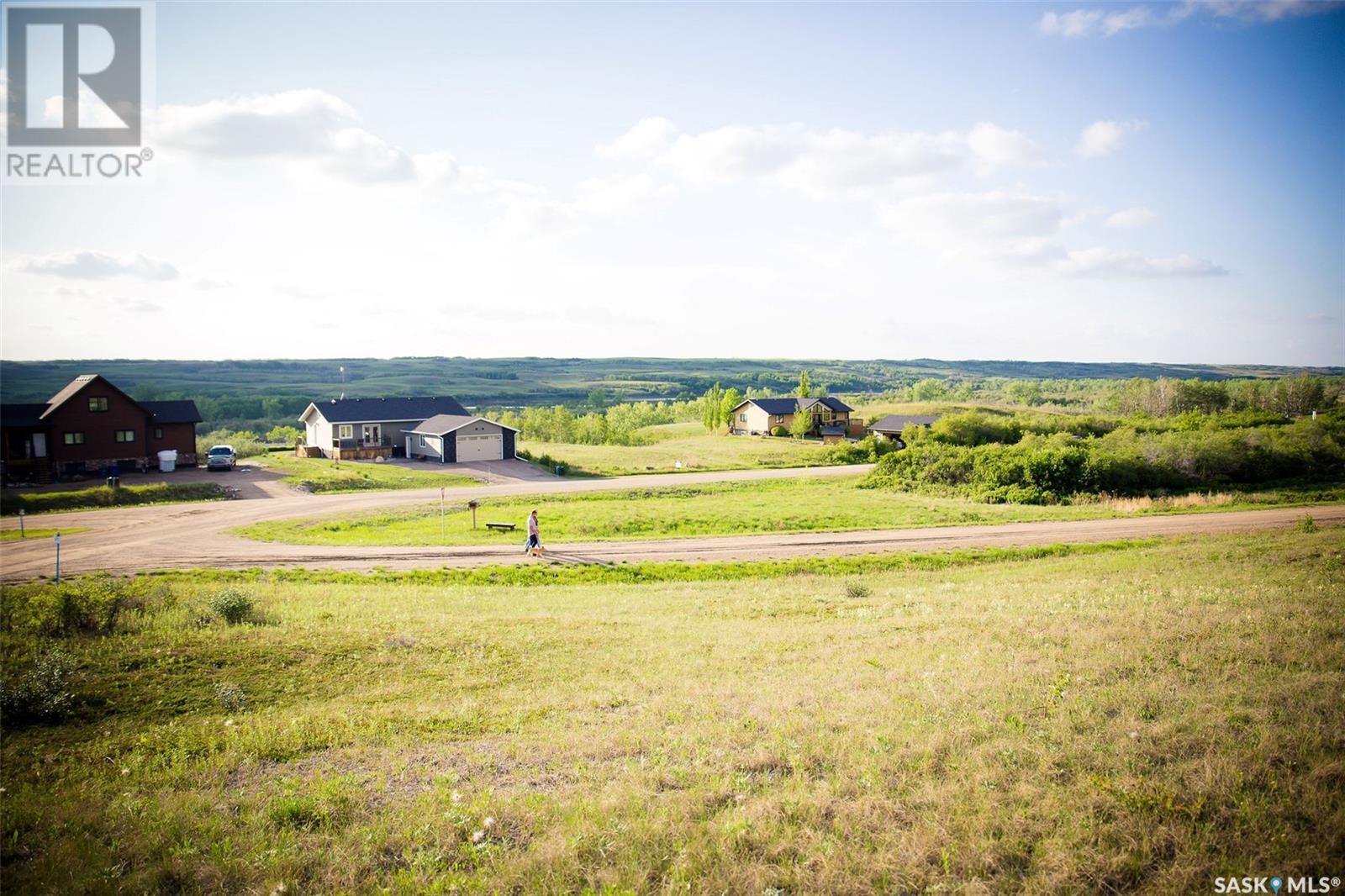 451 Saskatchewan Road Property Photo 2