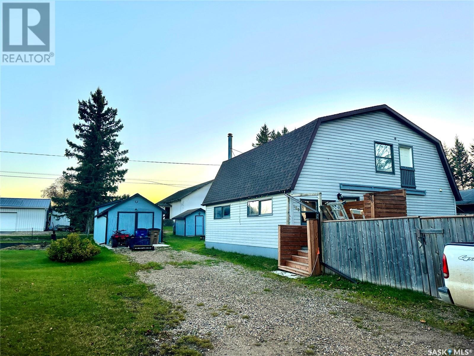 209 3rd Avenue N Property Photo