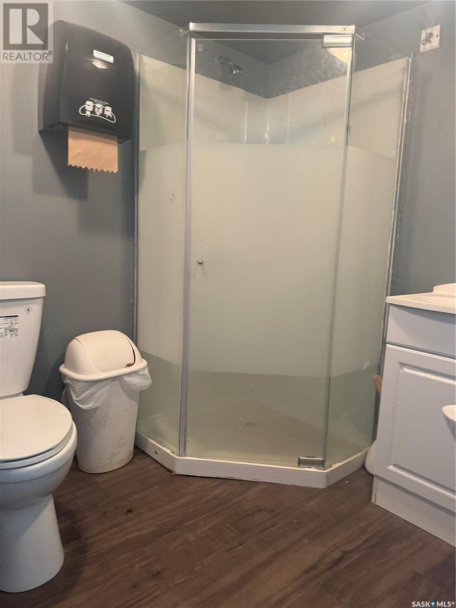 254 Railway Avenue Property Photo 8