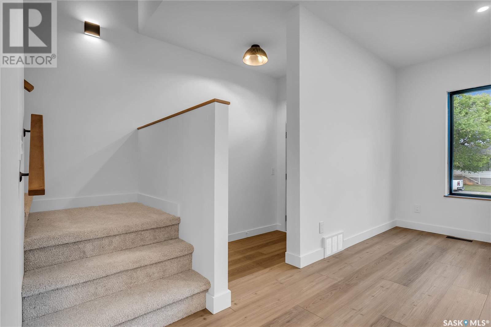 1313 Edward Avenue Property Photo 3