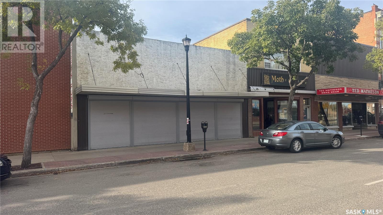 1125 Central Avenue Property Photo 1