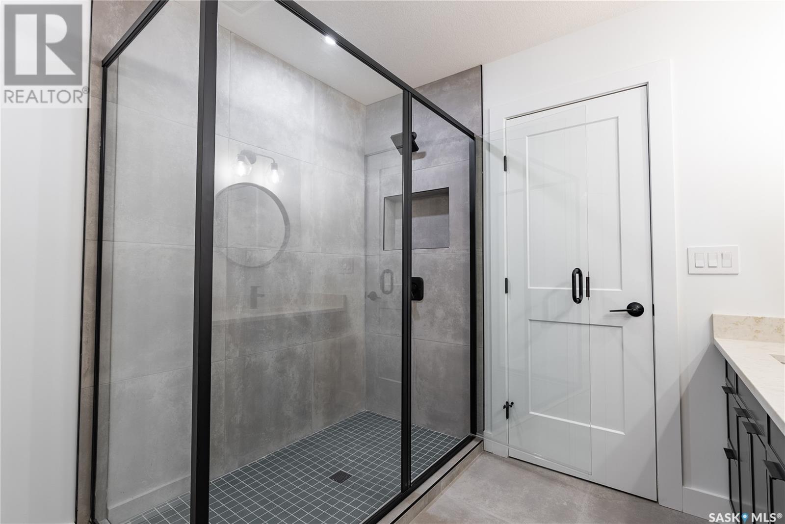 1315 Edward Avenue Property Photo 24