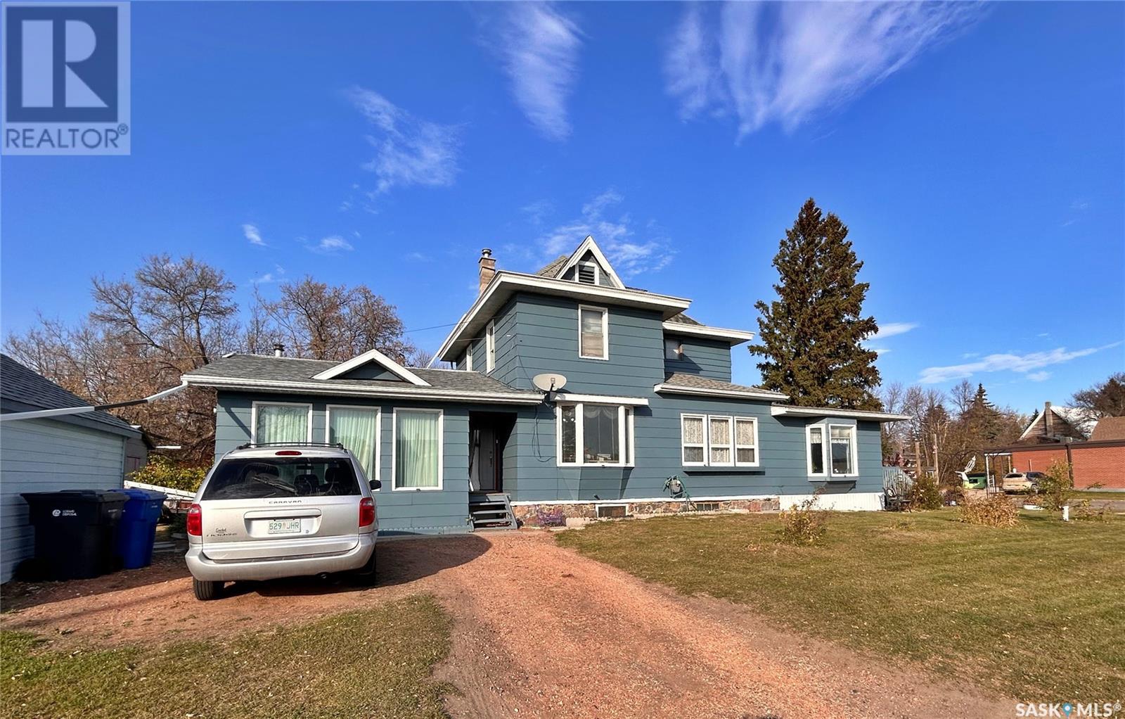 11 Warren Street Property Photo 1