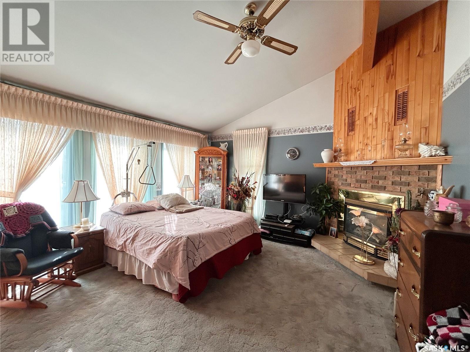 11 Warren Street Property Photo 2