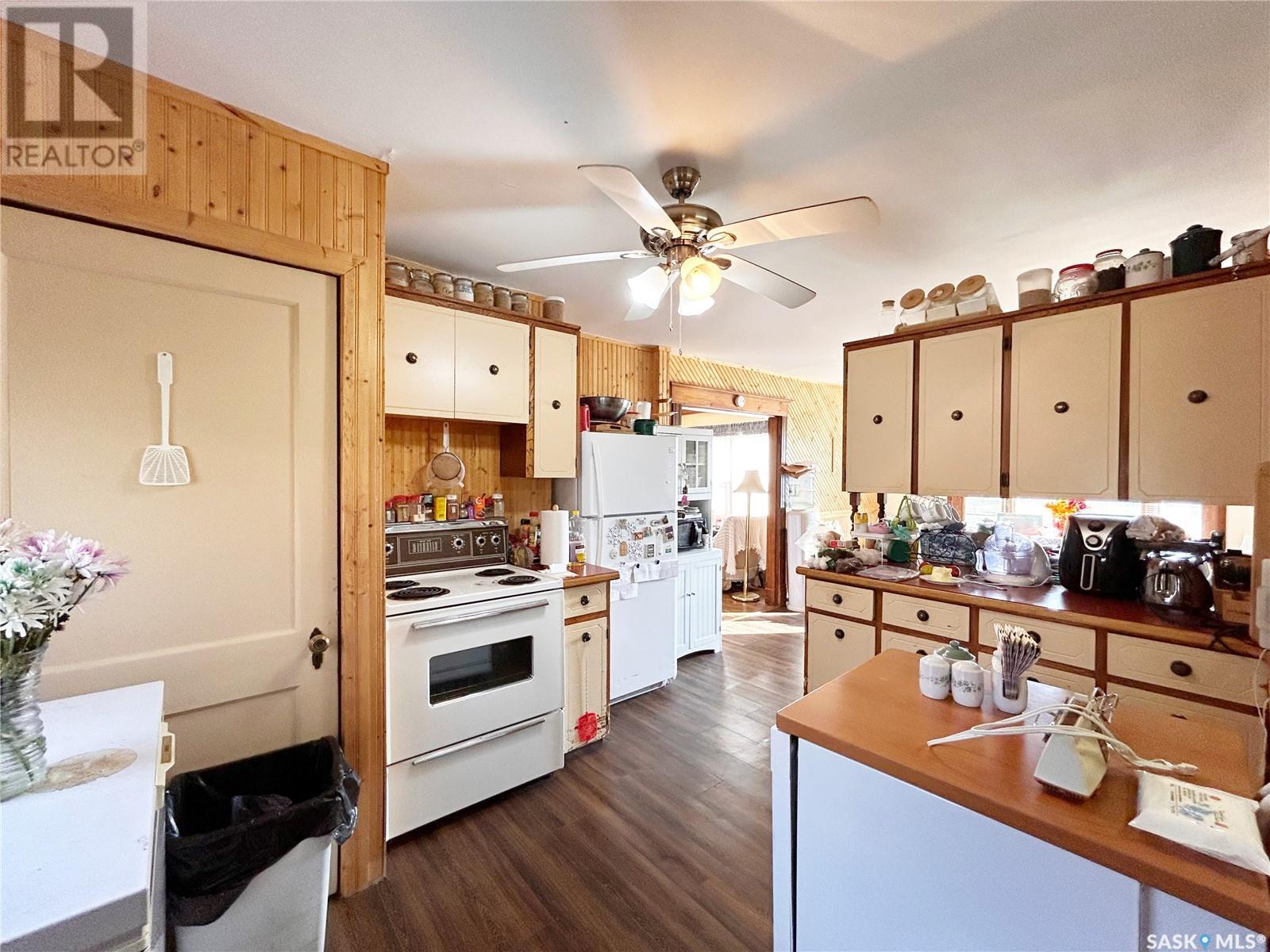 11 Warren Street Property Photo 11