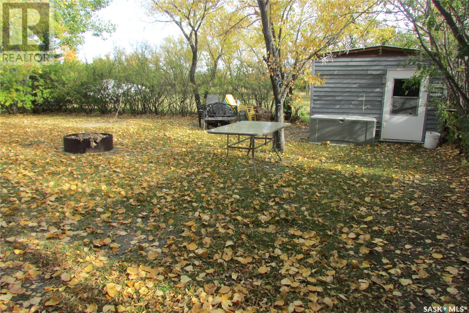 425 Mistusinne Crescent Property Photo 13