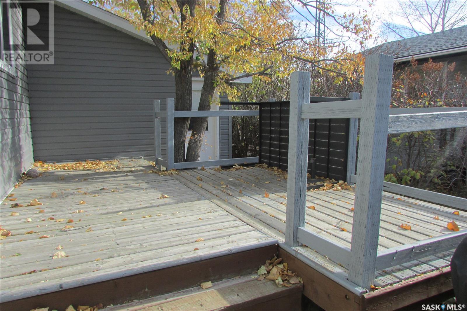 425 Mistusinne Crescent Property Photo 14