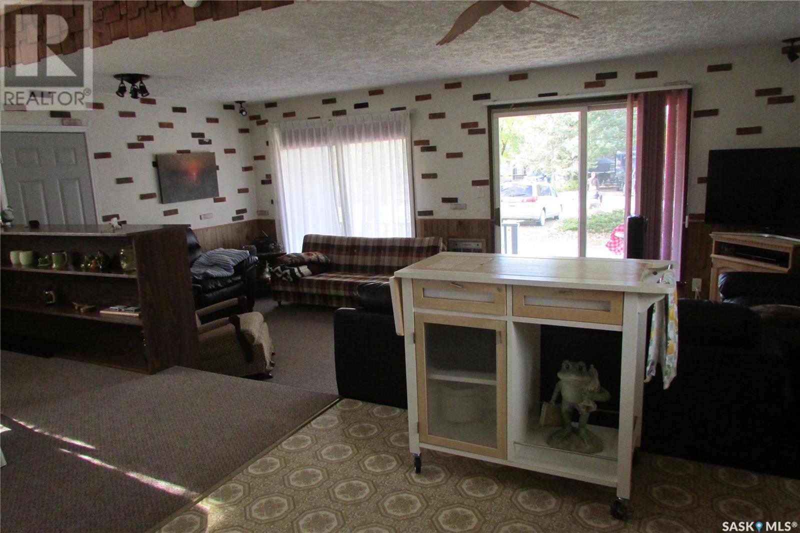 425 Mistusinne Crescent Property Photo 25