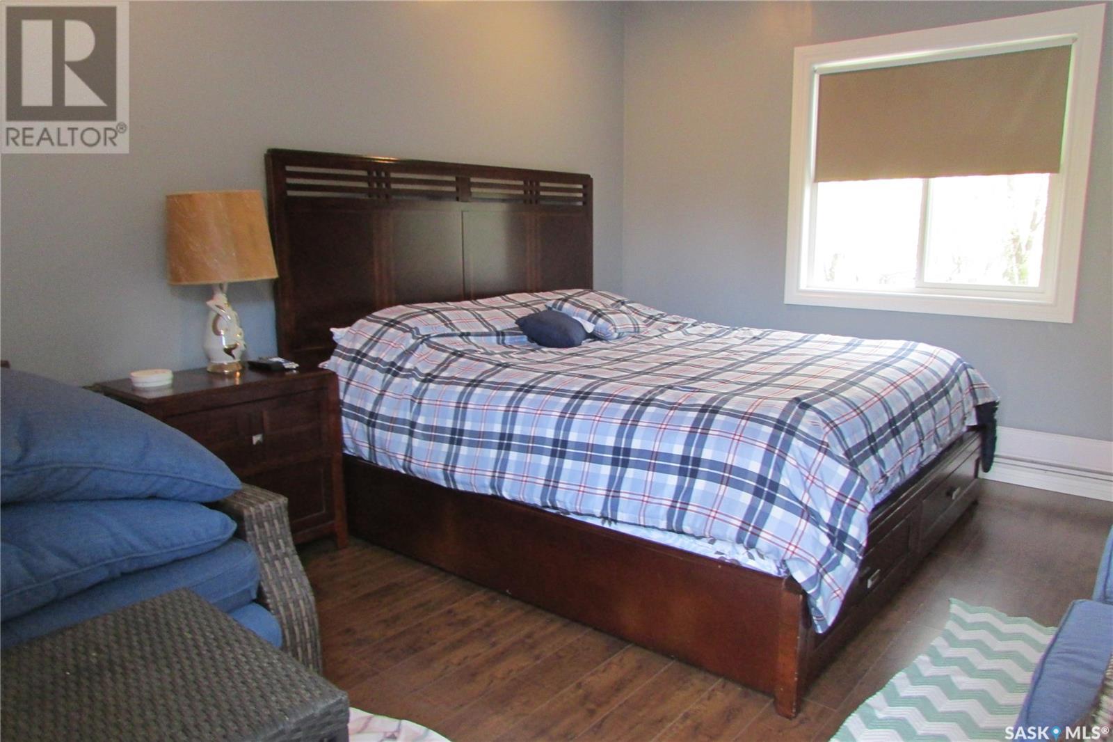 425 Mistusinne Crescent Property Photo 26