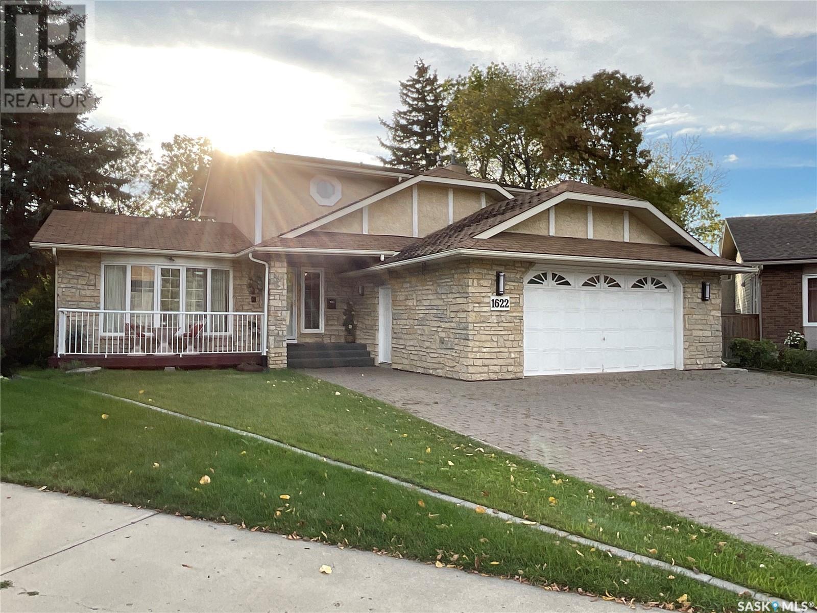 1622 BENSON BAY Property Photo 1
