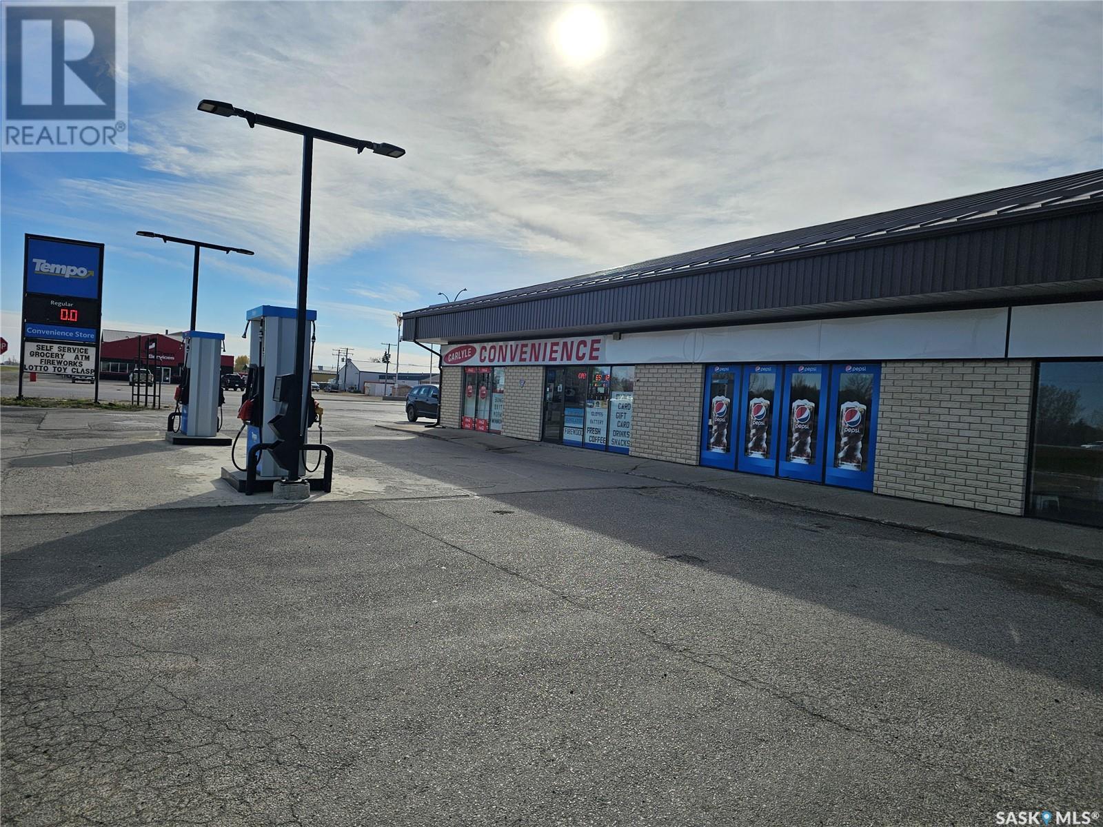 910 12th Street Property Photo 2
