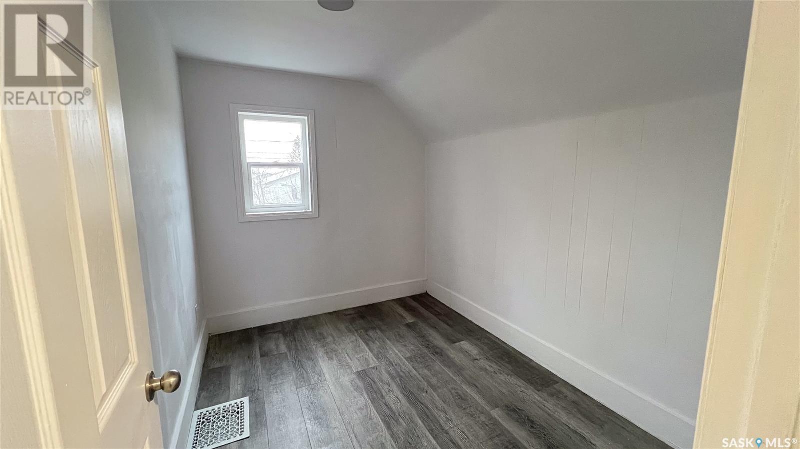 401 30th Street Property Photo 8