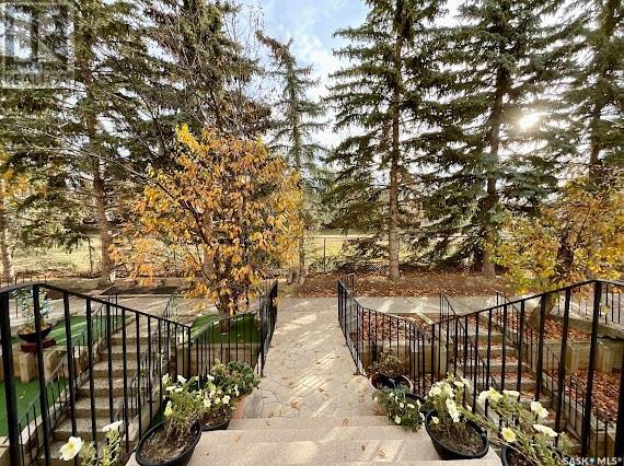 26 2338 Assiniboine Avenue E Property Photo 3
