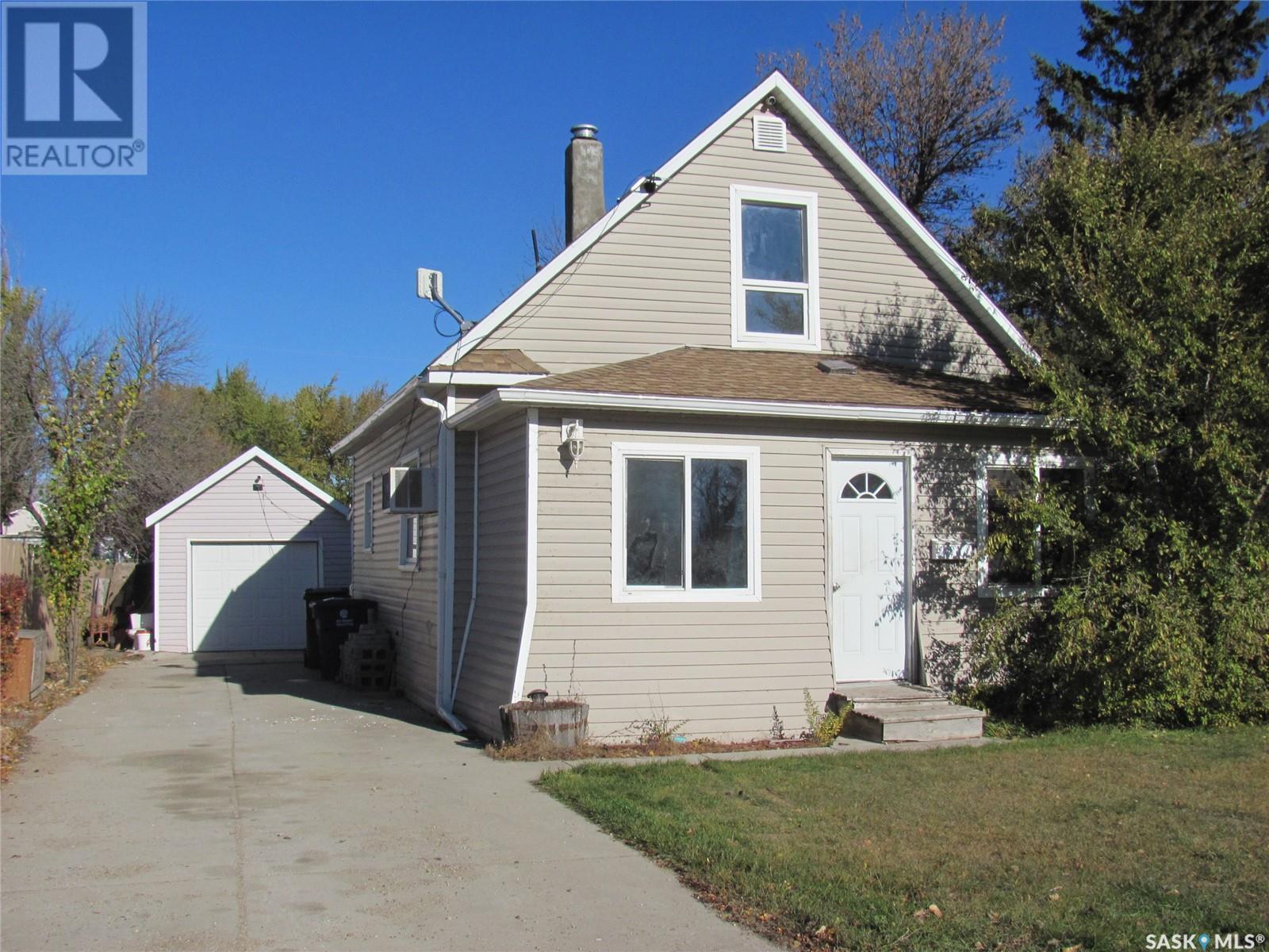 228 Agnes Avenue Property Photo