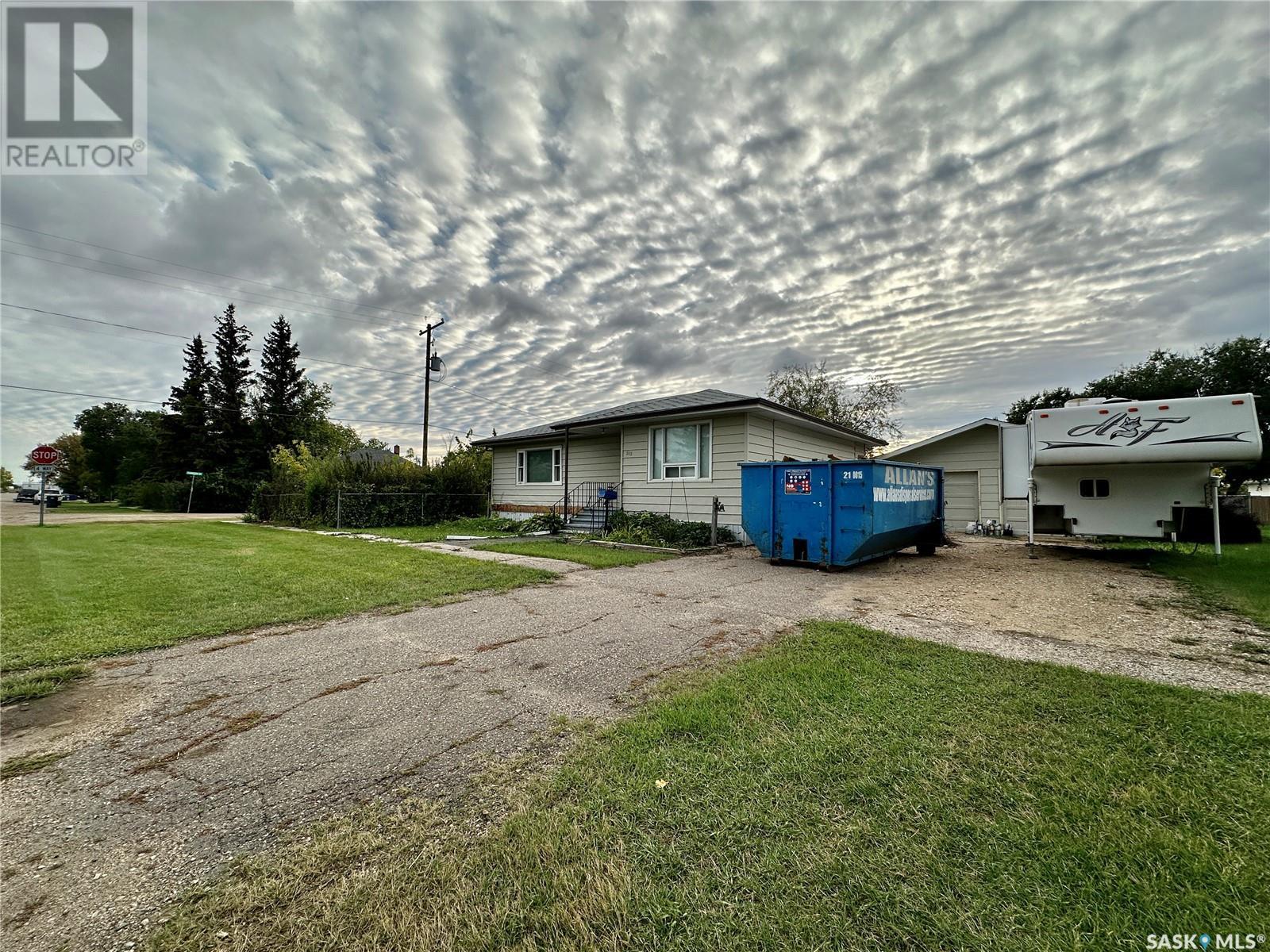 302 4th Avenue Property Photo 2
