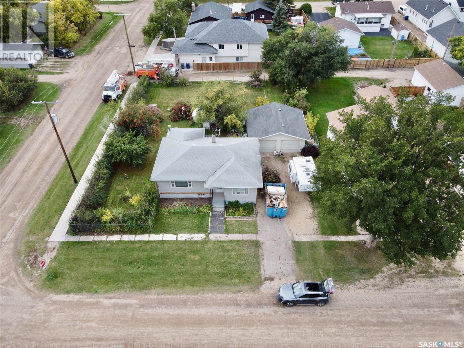 302 4th Avenue Property Photo 5