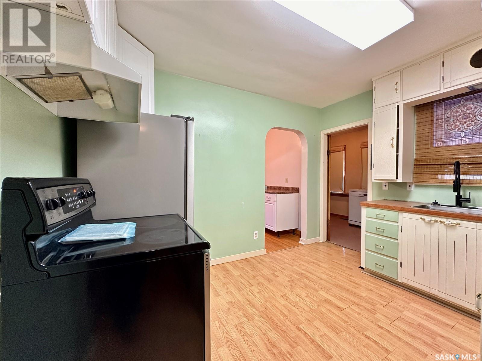 302 4th Avenue Property Photo 18