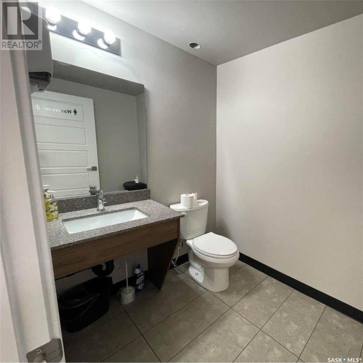 1757 Halifax Street Property Photo 10