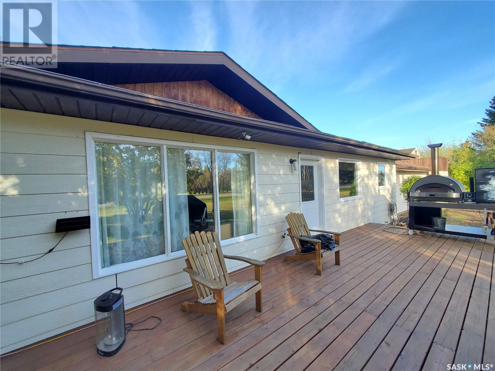 335 Queen Elizabeth Boulevard Property Photo 27
