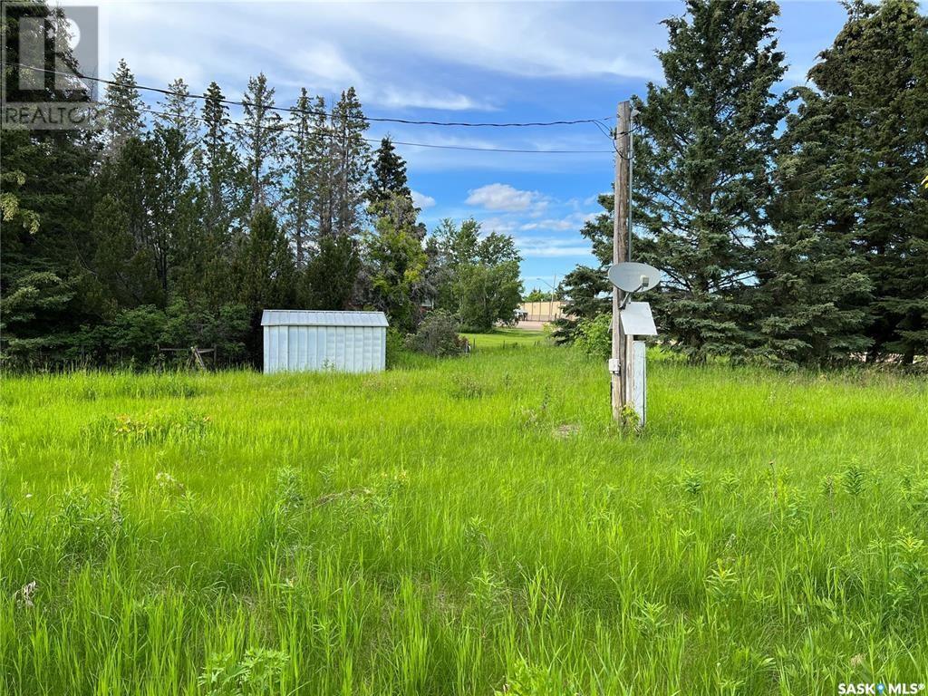 112 & 114 2nd Avenue E Property Photo