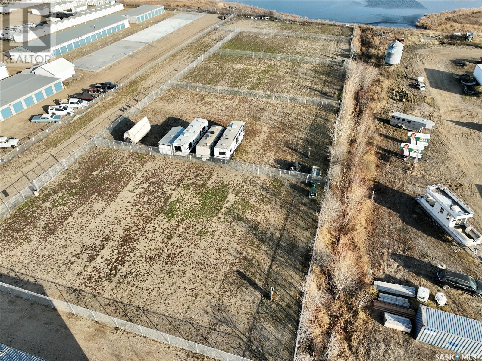Hwy 2 South Property Photo 8