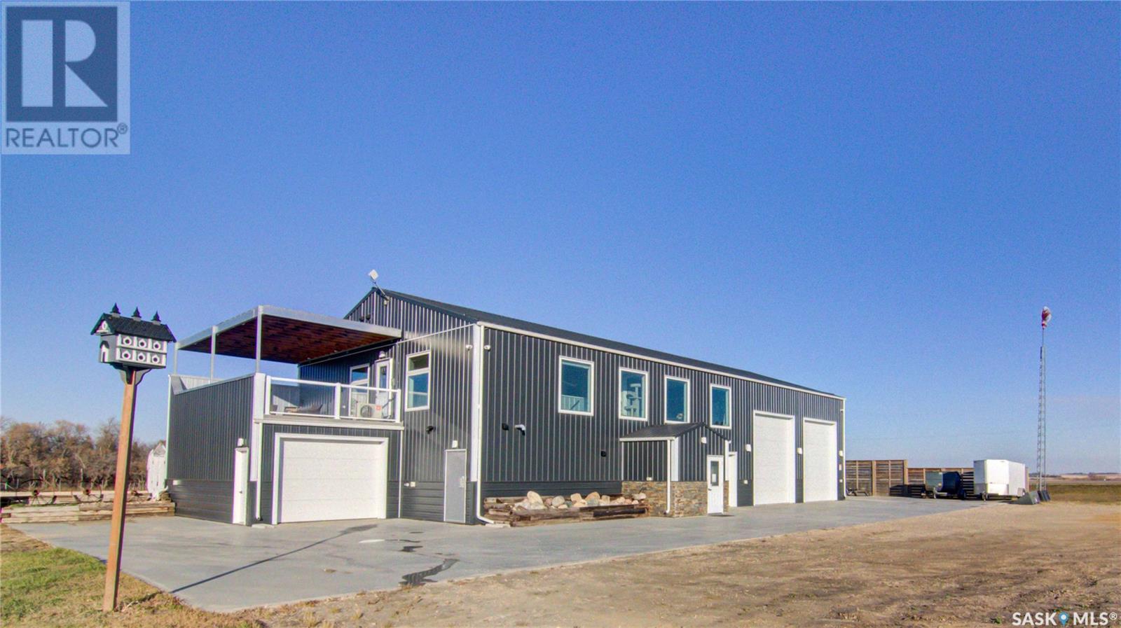 2530 Saskatchewan Drive S Property Photo 1