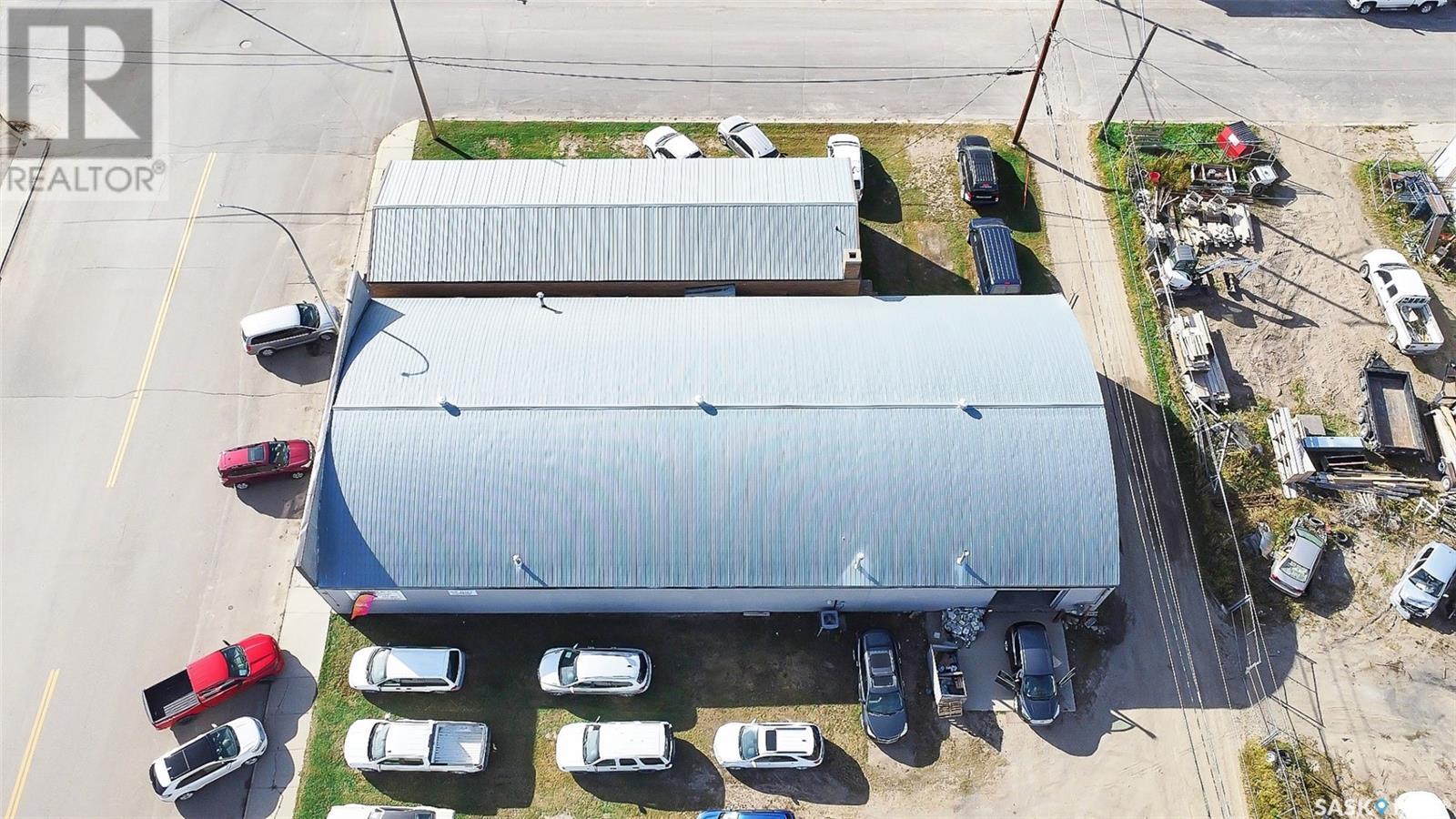 120 B Avenue W Property Photo 44
