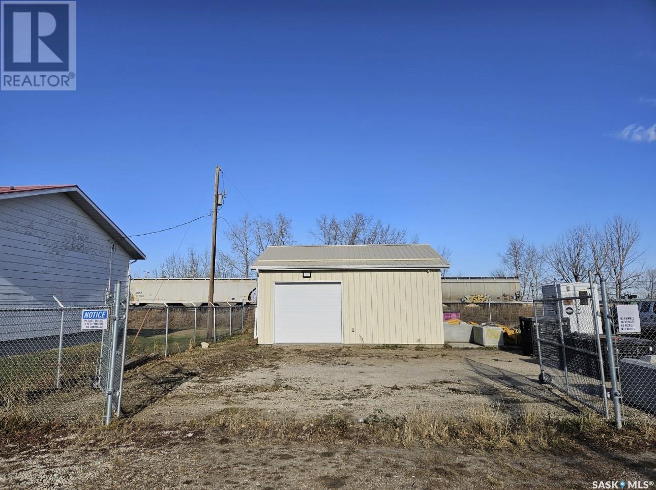 109 Railway Street Property Photo 1