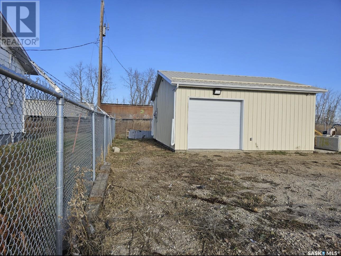 109 Railway Street Property Photo 7