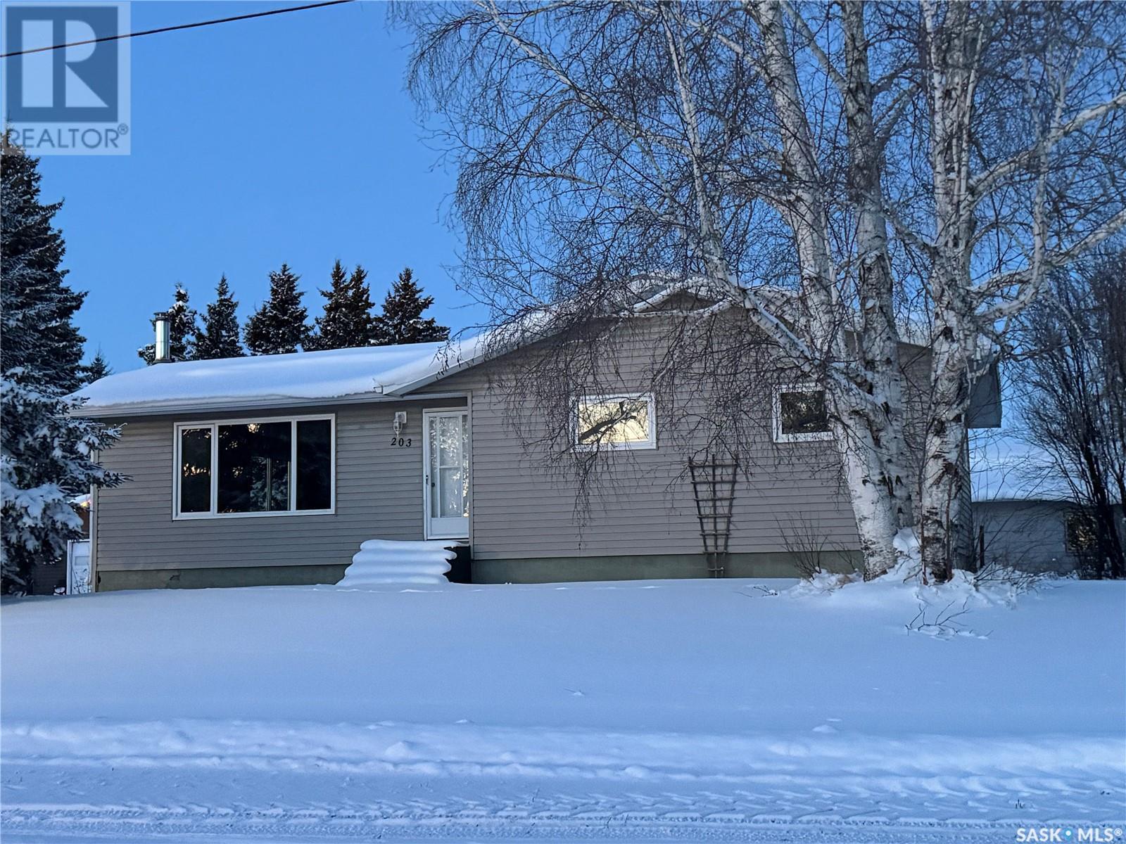 Stenen Real Estate Listings Main Image
