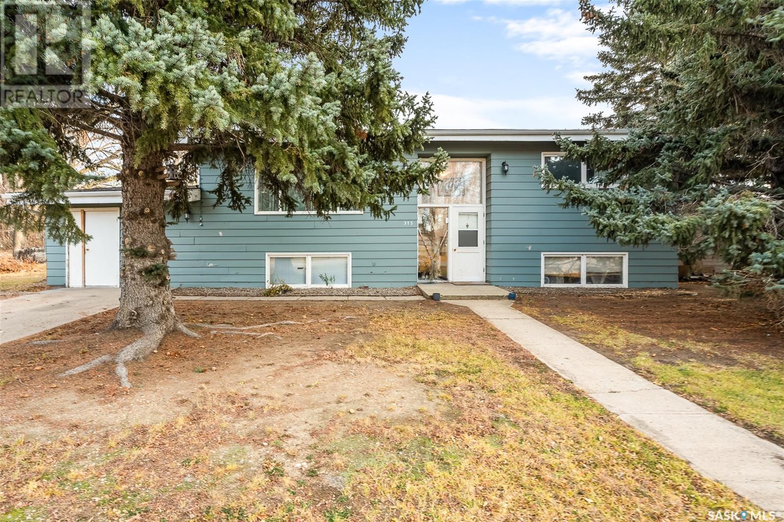 315 Birch Street Property Photo 1