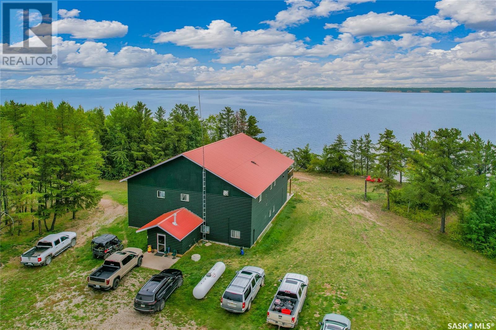 Tobin Lake Trophy Adventures Property Photo 5