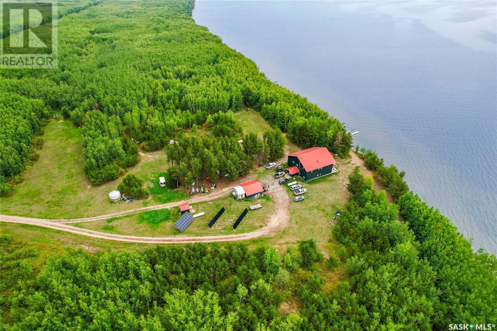 Tobin Lake Trophy Adventures Property Photo 43