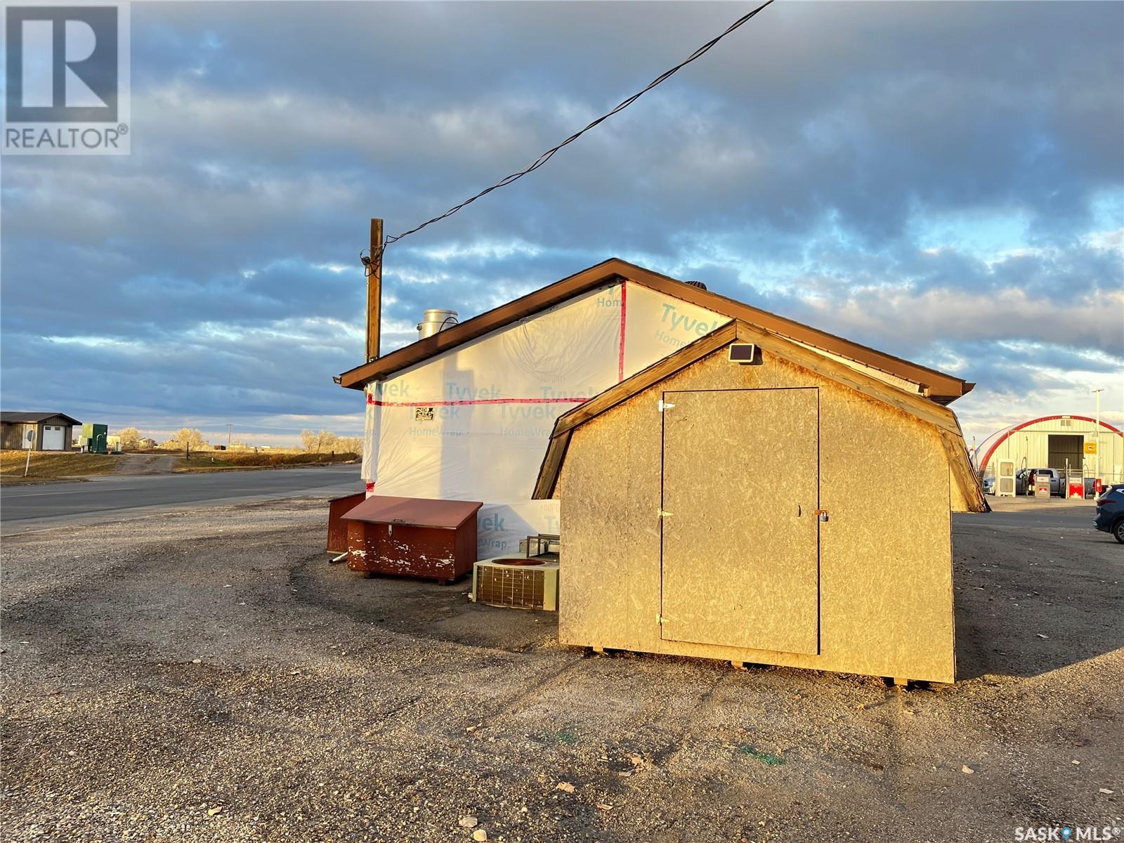 2 Pacific Avenue Property Photo 6