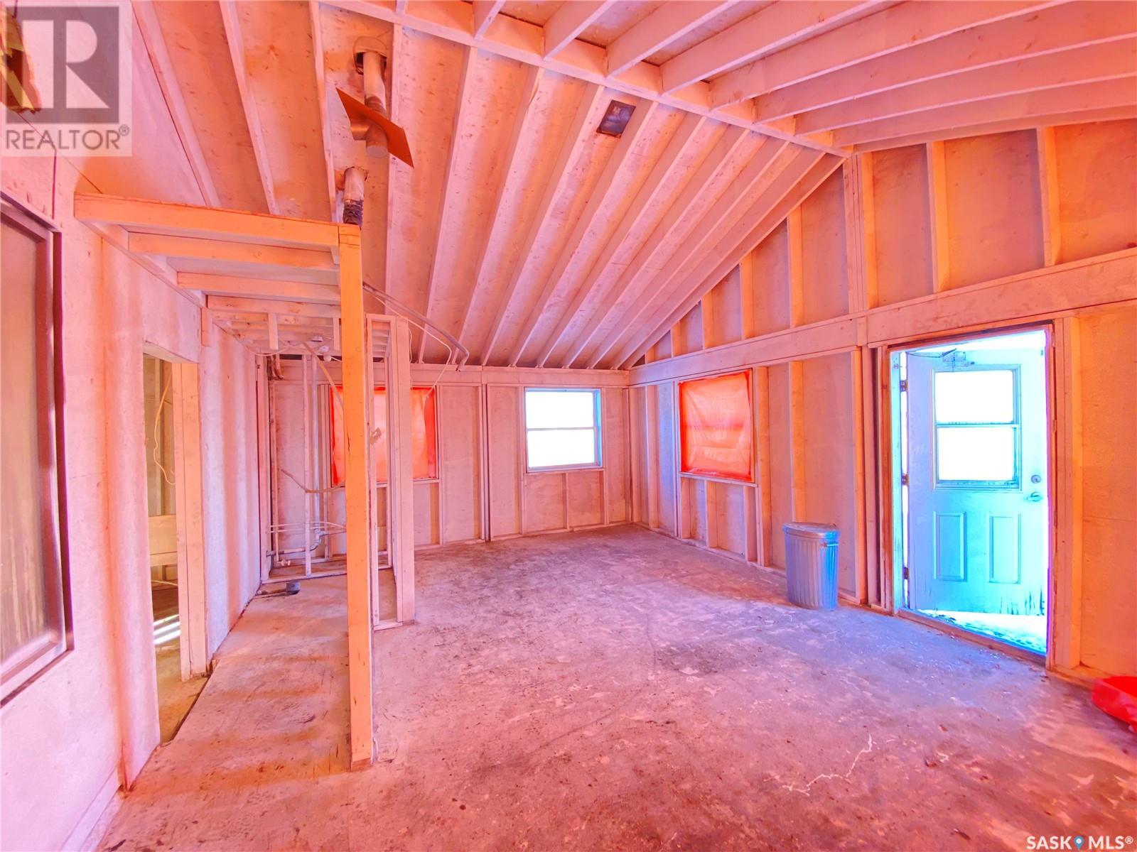 2 Pacific Avenue Property Photo 13