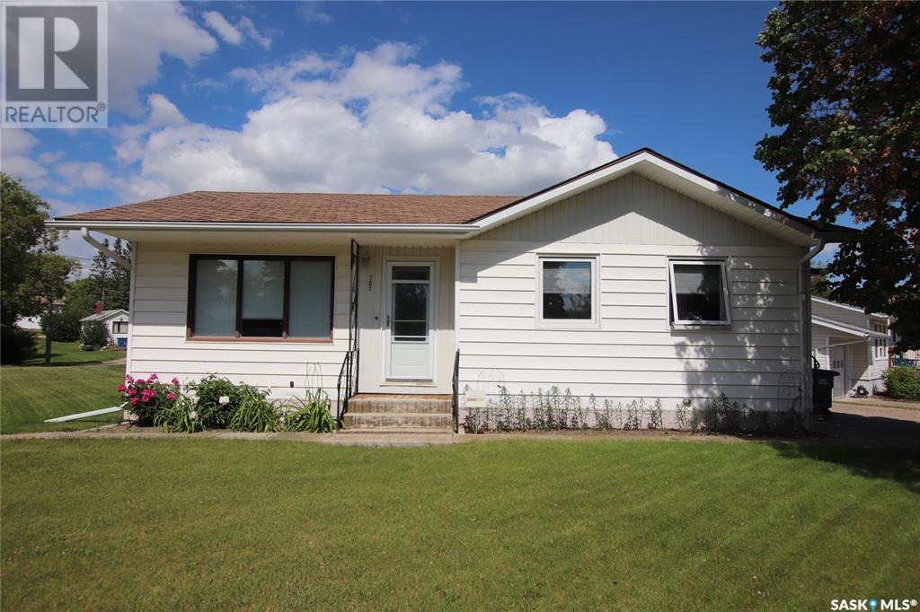 Raymore Real Estate Listings Main Image