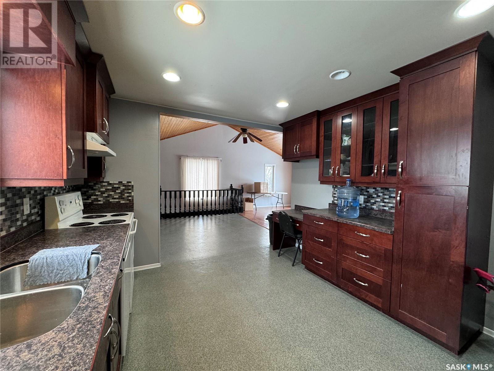 Neufeld Acreage Property Photo 9