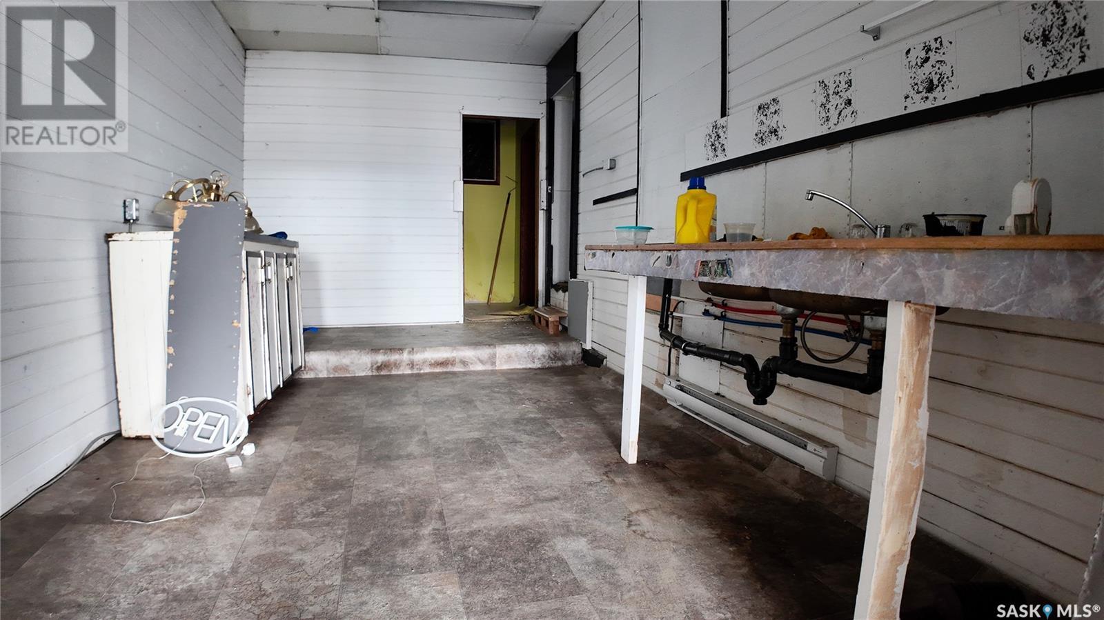1086 102nd Street Property Photo 4