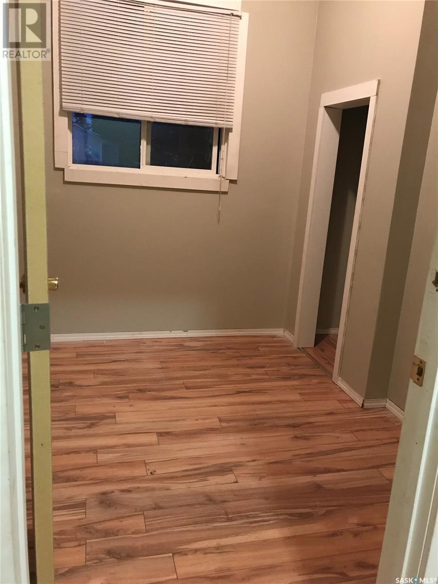 301 Cheadle Street E Property Photo 19