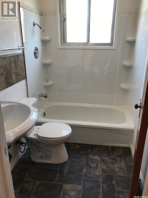 301 Cheadle Street E Property Photo 26